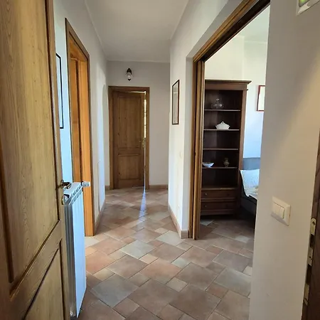 Casa Fiori Di Pesco * مارتْشانا مارينا
